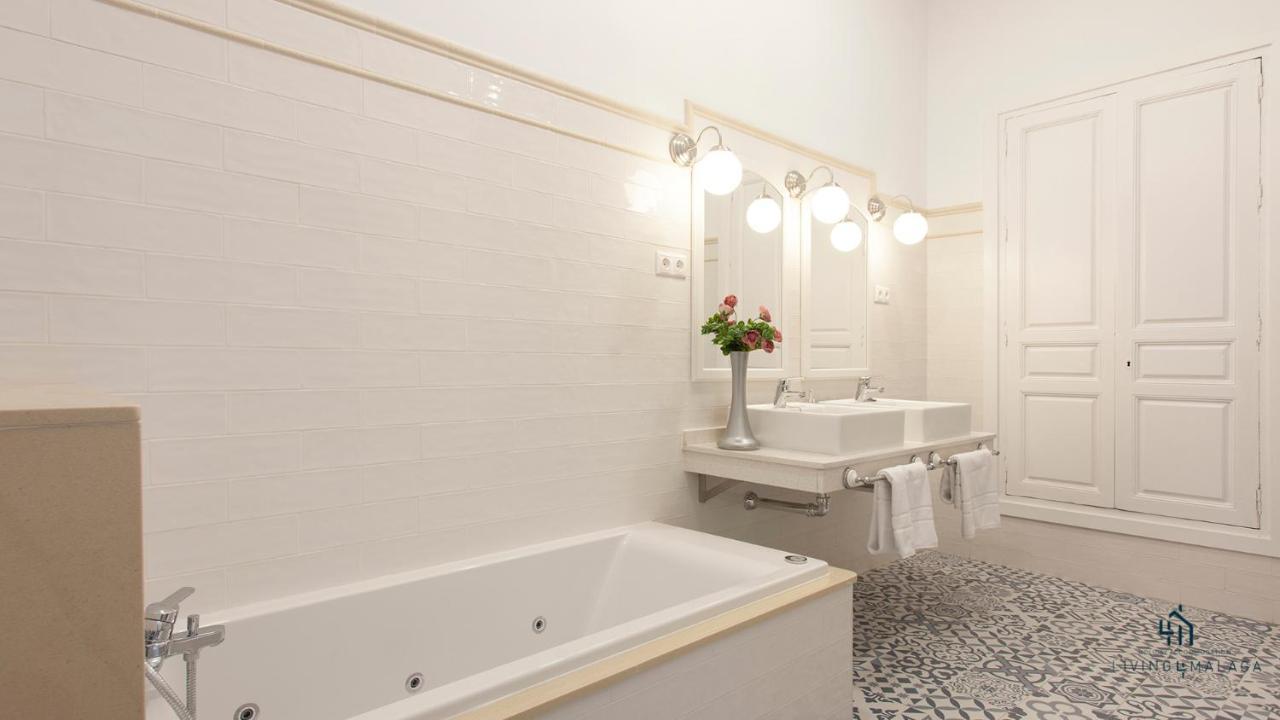 Apartamento Living4Malaga Aduana Presidential Exterior foto