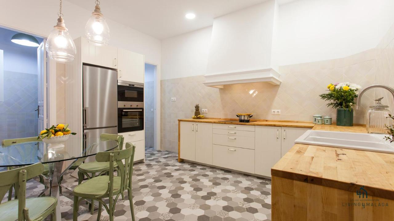 Apartamento Living4Malaga Aduana Presidential Exterior foto