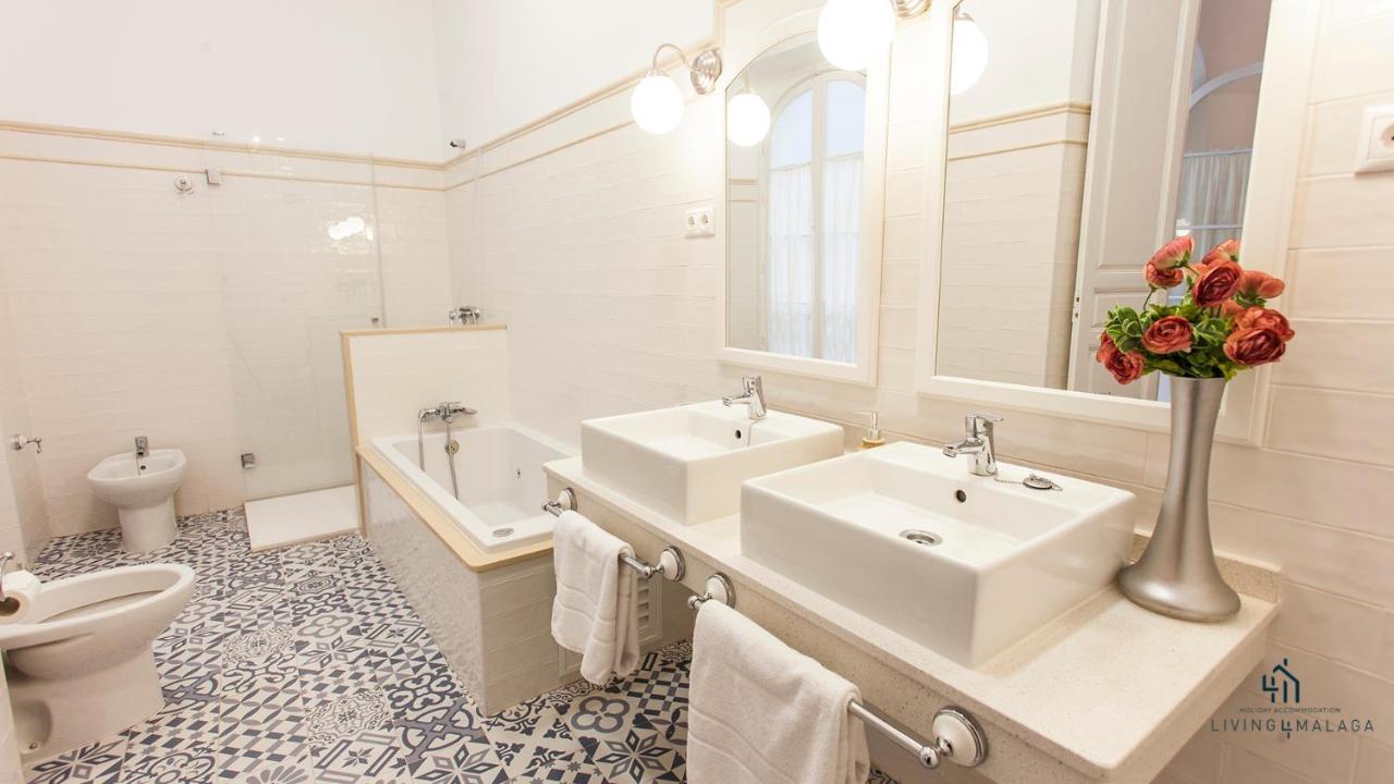 Apartamento Living4Malaga Aduana Presidential Exterior foto